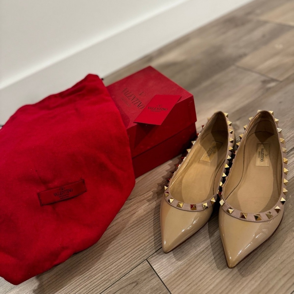 Valentino Nude Studded Flats